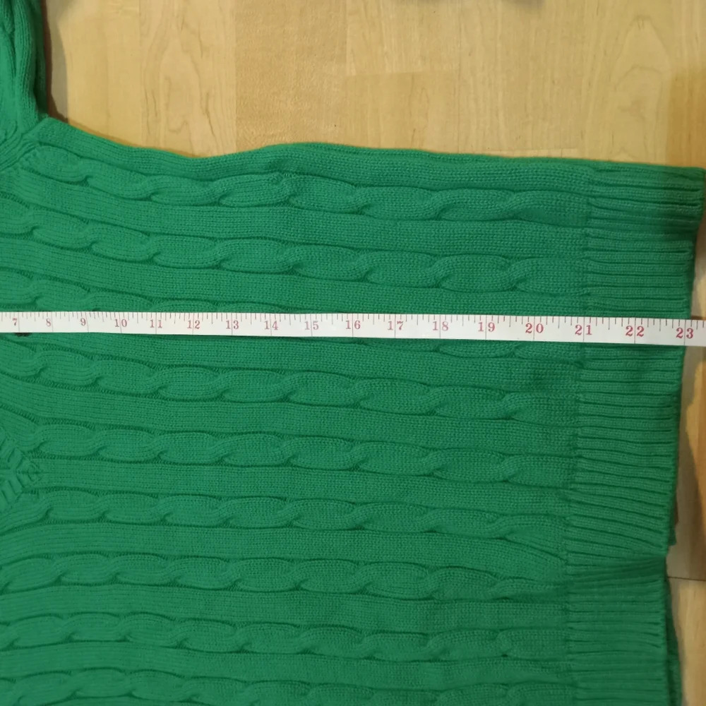 Green Cable Knit Ribbed V-Neck Sweater Medium Kelly Green - Picture 7 of 7